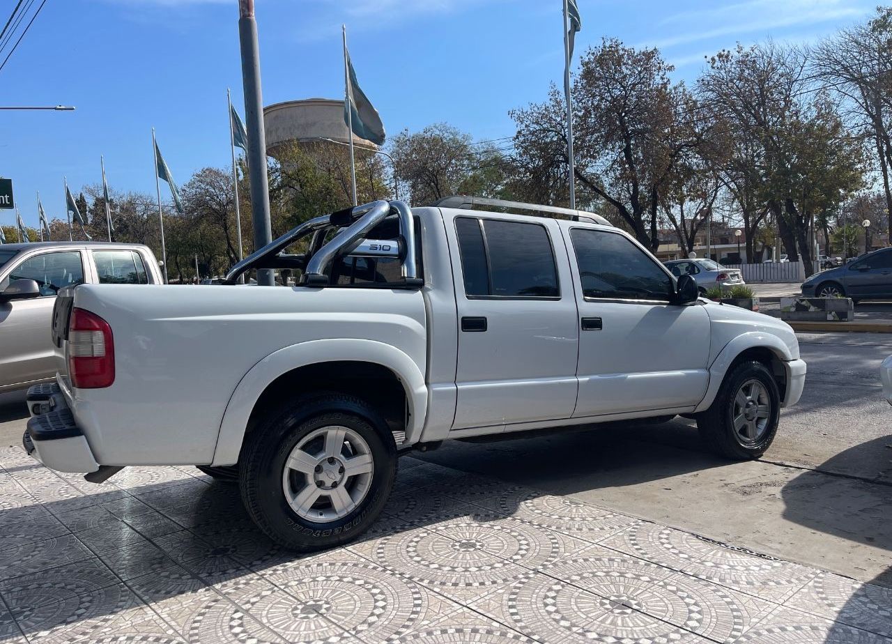 Chevrolet S10 Usada Financiado en Mendoza, deRuedas