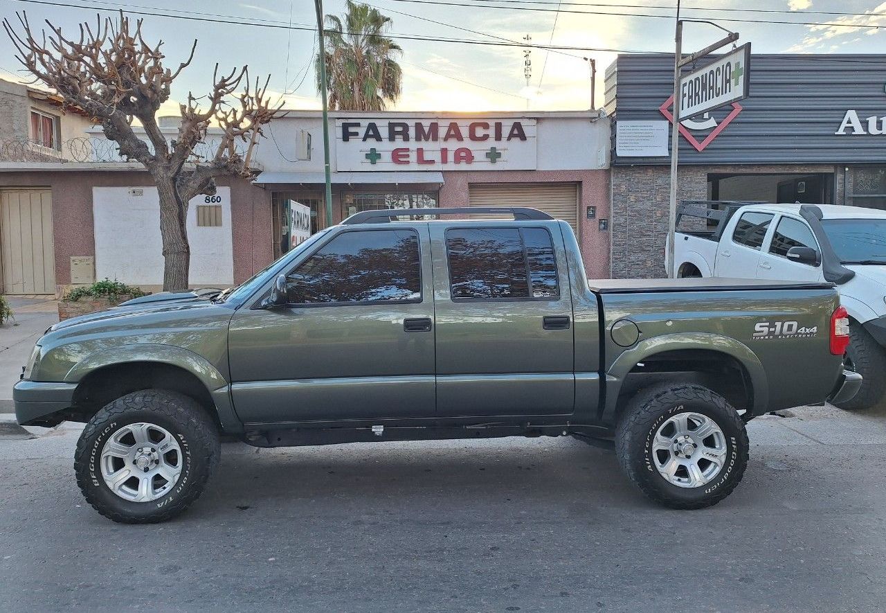 Chevrolet S10 Usada Financiado en Mendoza, deRuedas