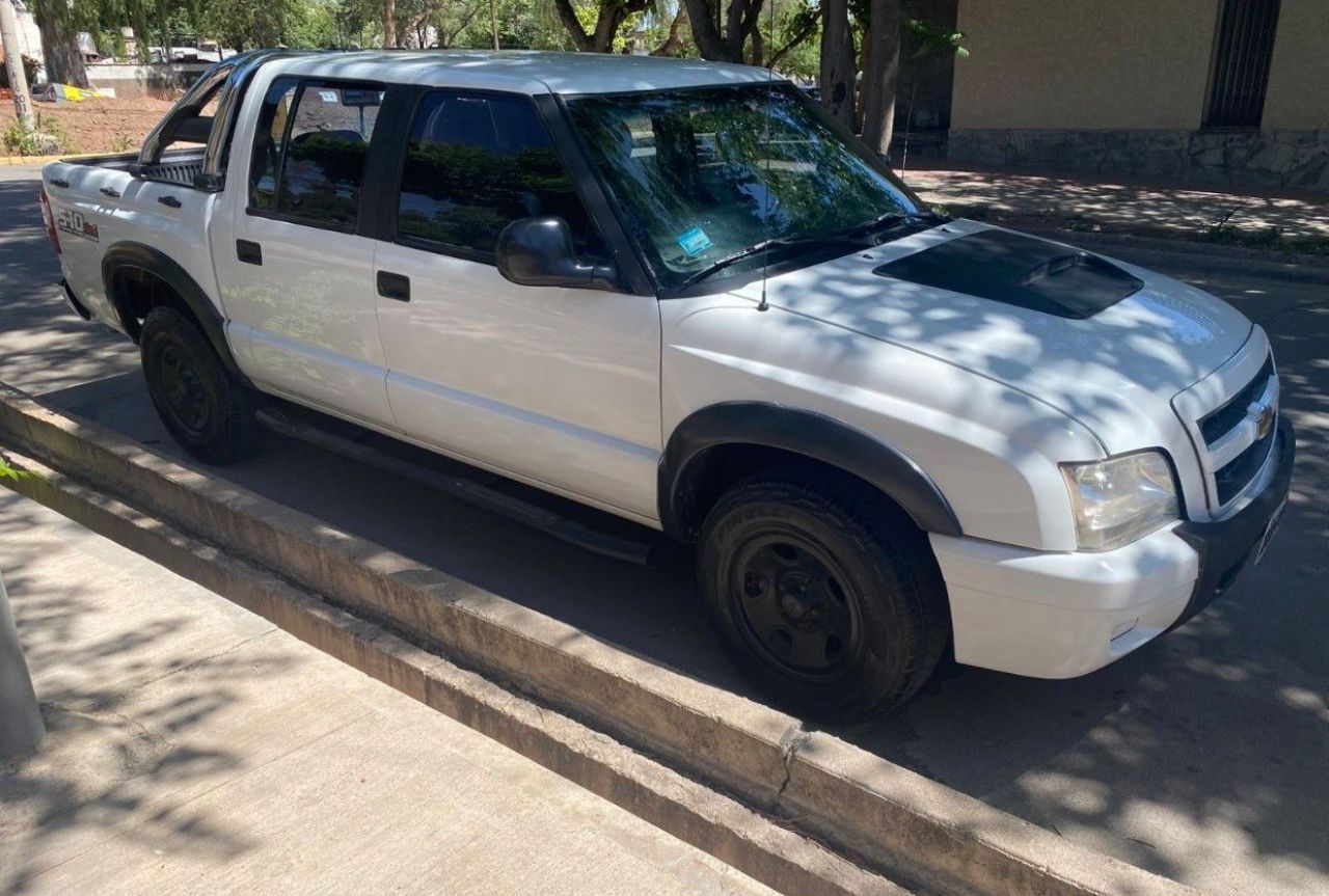 Chevrolet S10 Usada en Mendoza, deRuedas