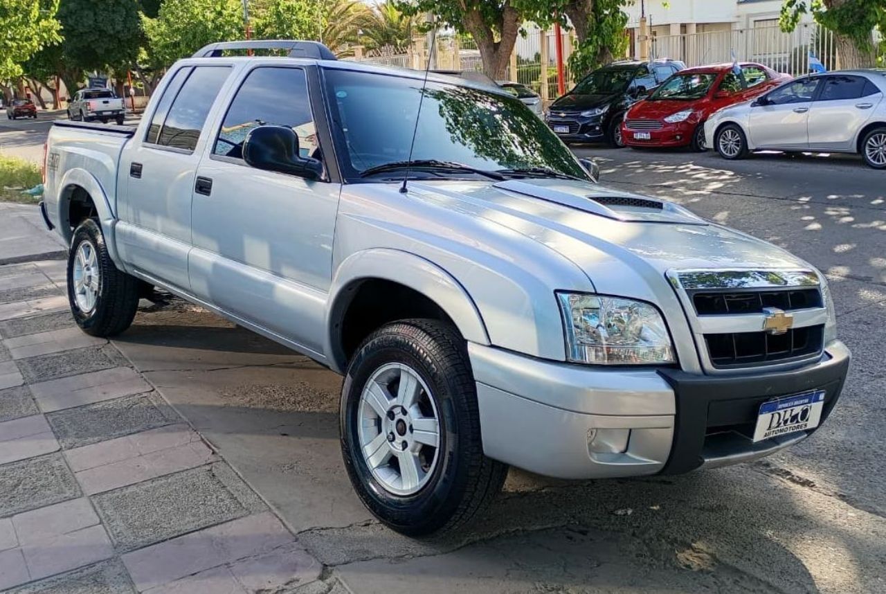 Chevrolet S10 Usada Financiado en Mendoza, deRuedas