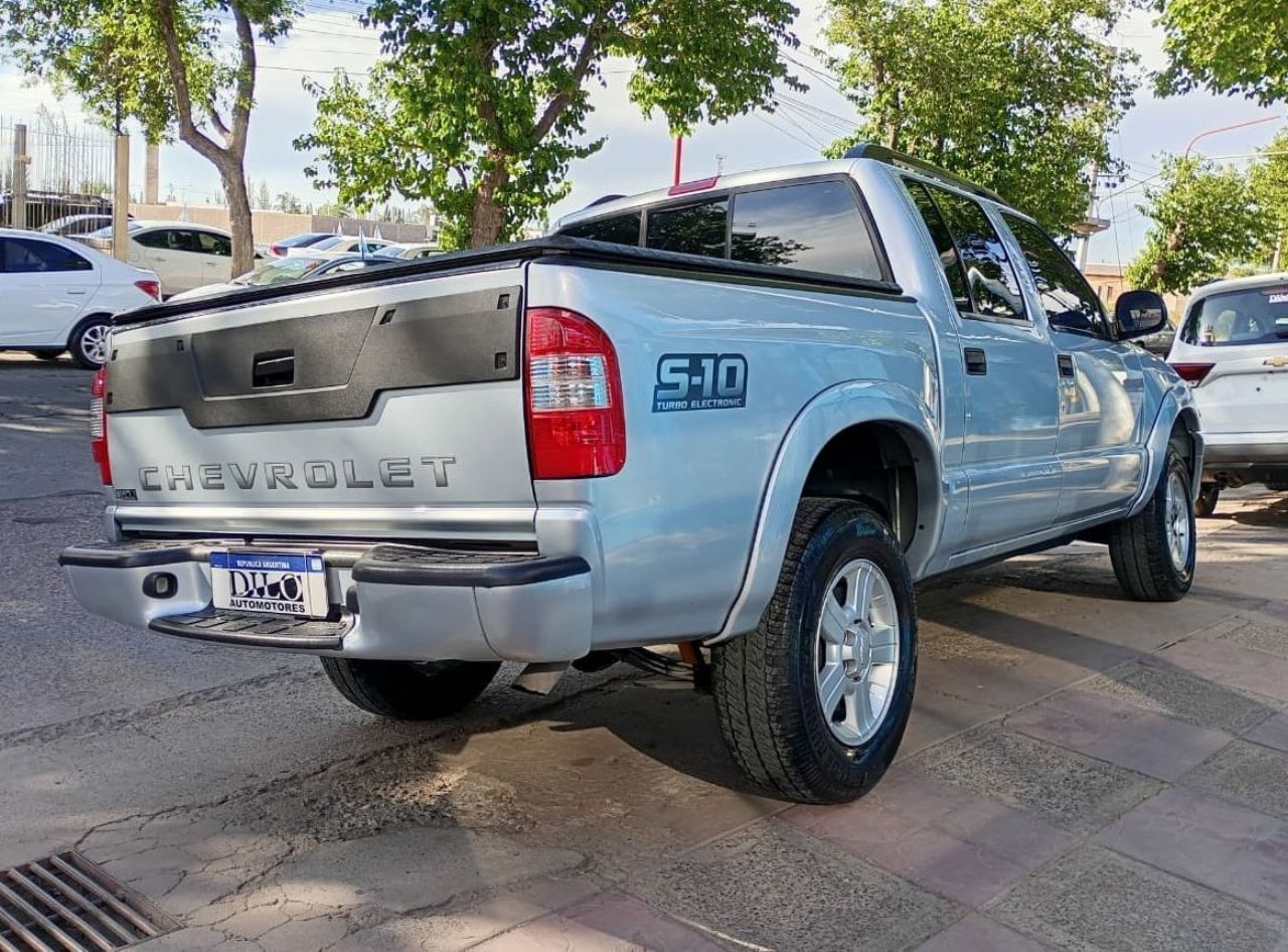 Chevrolet S10 Usada Financiado en Mendoza, deRuedas