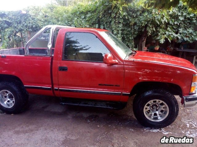 Chevrolet Silverado Usada en Mendoza, deRuedas