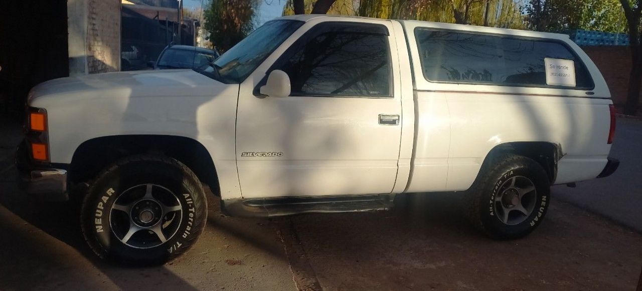 Chevrolet Silverado Usada en Mendoza, deRuedas