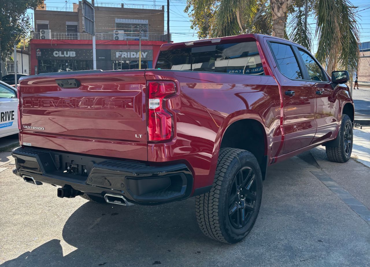 Chevrolet Silverado Nueva en San Juan, deRuedas