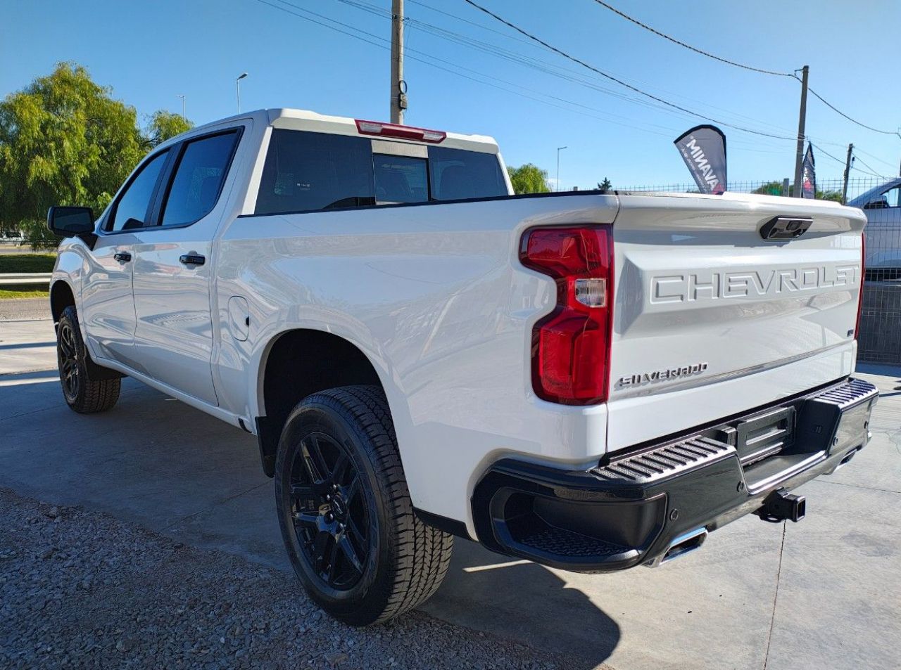 Chevrolet Silverado Usada Financiado en San Juan, deRuedas