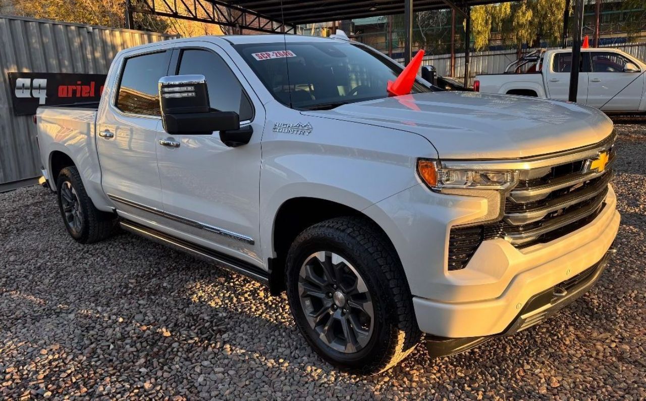 Chevrolet Silverado Usada en Mendoza, deRuedas