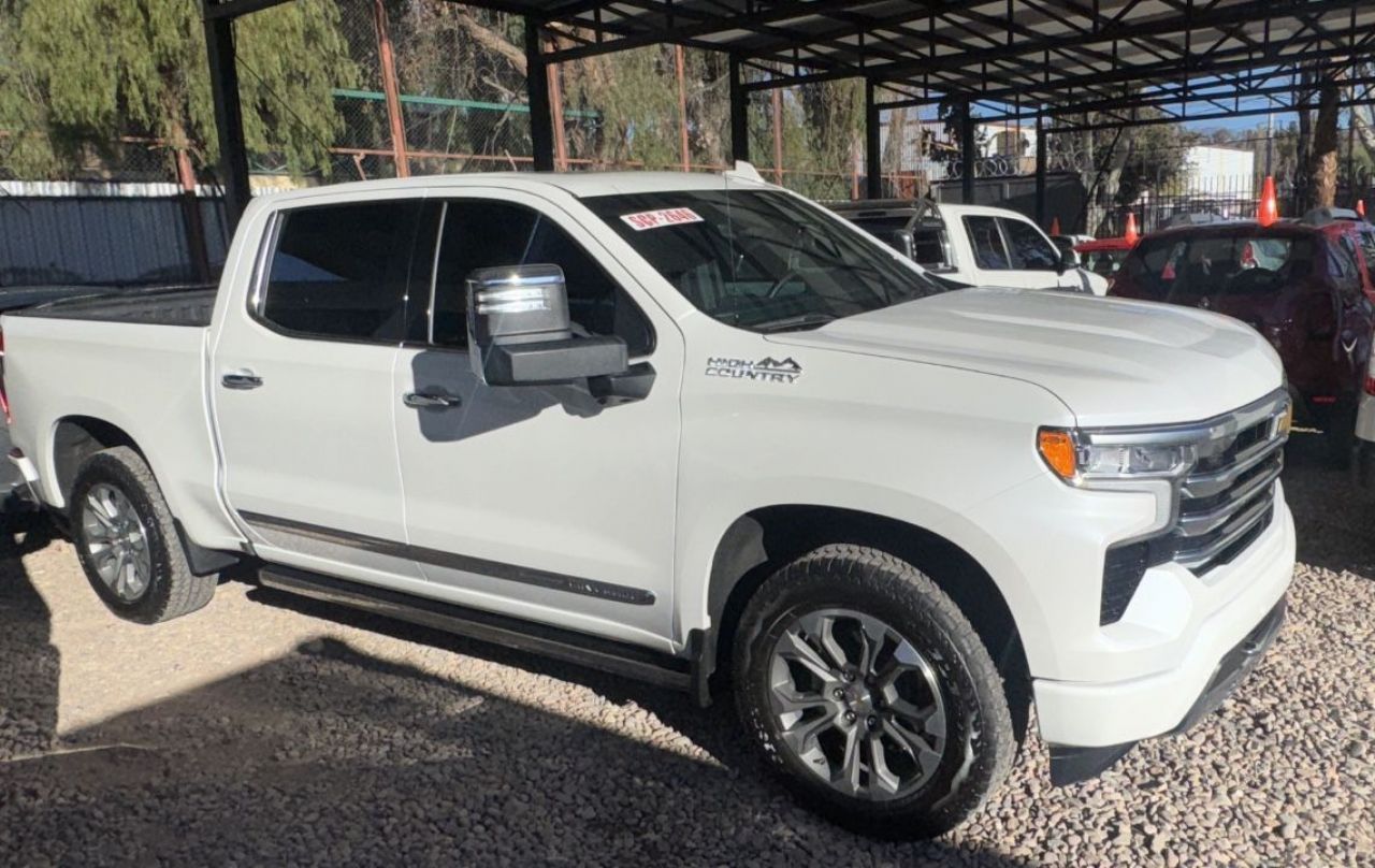 Chevrolet Silverado Usada en Mendoza, deRuedas
