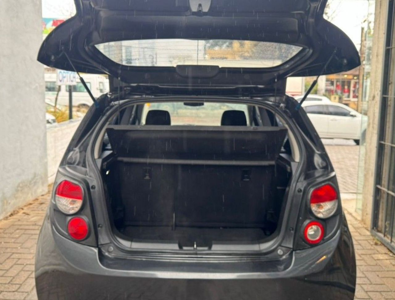 Chevrolet Sonic Usado Financiado en Córdoba, deRuedas