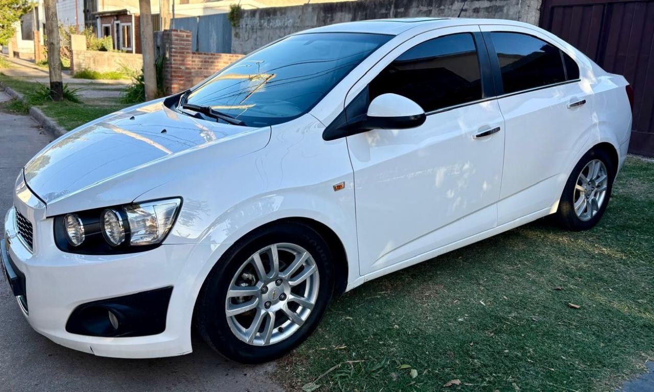Chevrolet Sonic Usado Financiado en Córdoba, deRuedas