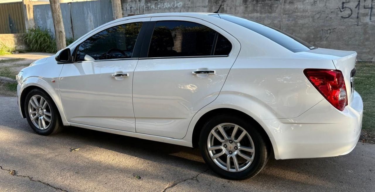 Chevrolet Sonic Usado Financiado en Córdoba, deRuedas