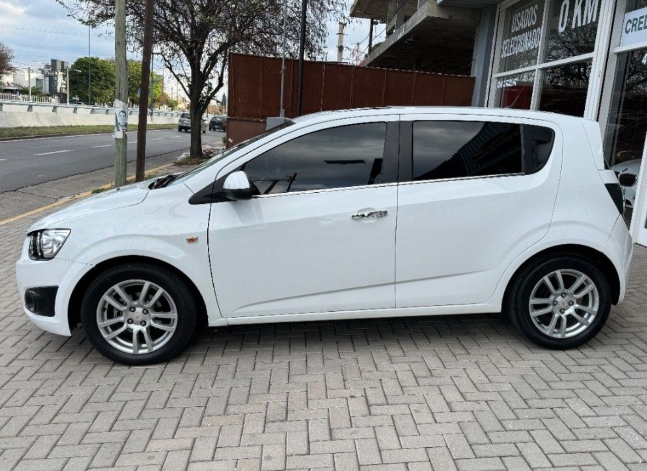 Chevrolet Sonic Usado en Córdoba, deRuedas