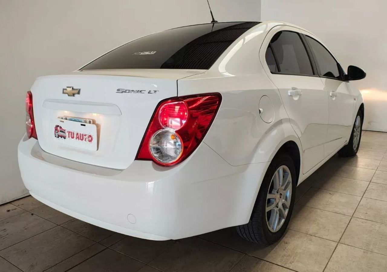 Chevrolet Sonic Usado en Córdoba, deRuedas