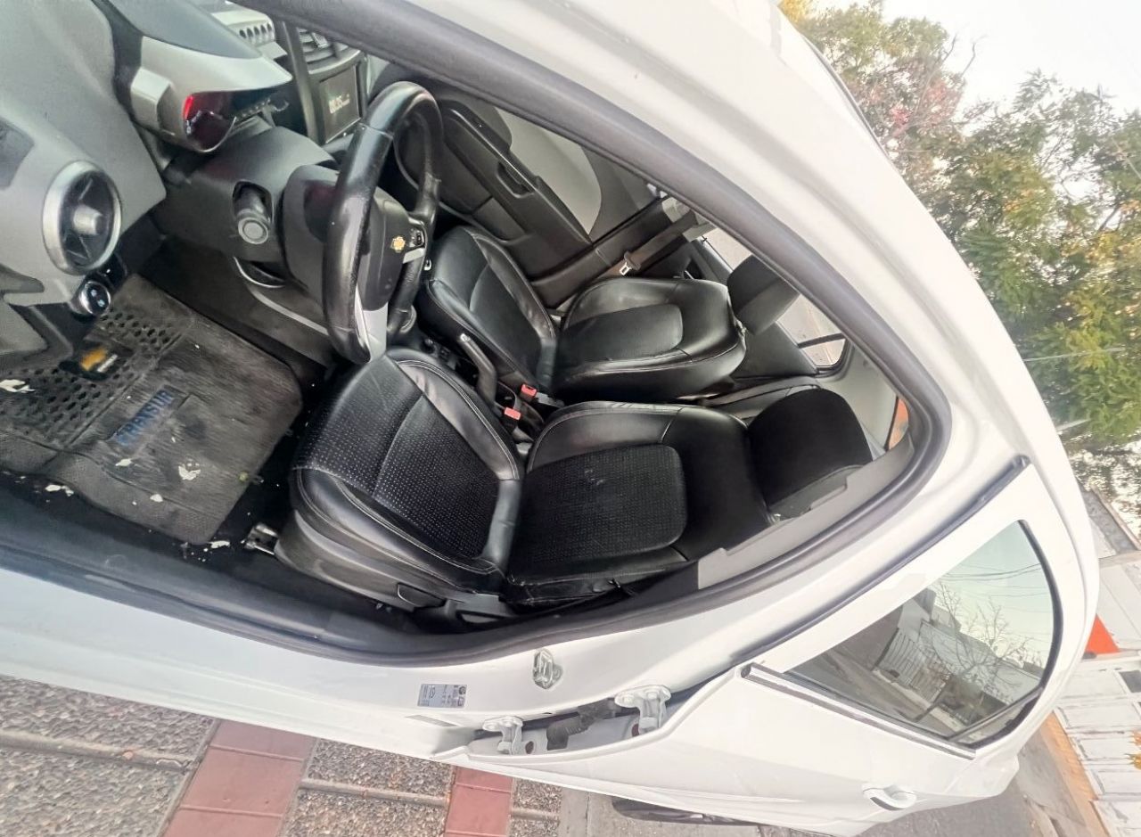 Chevrolet Sonic Usado en Mendoza, deRuedas