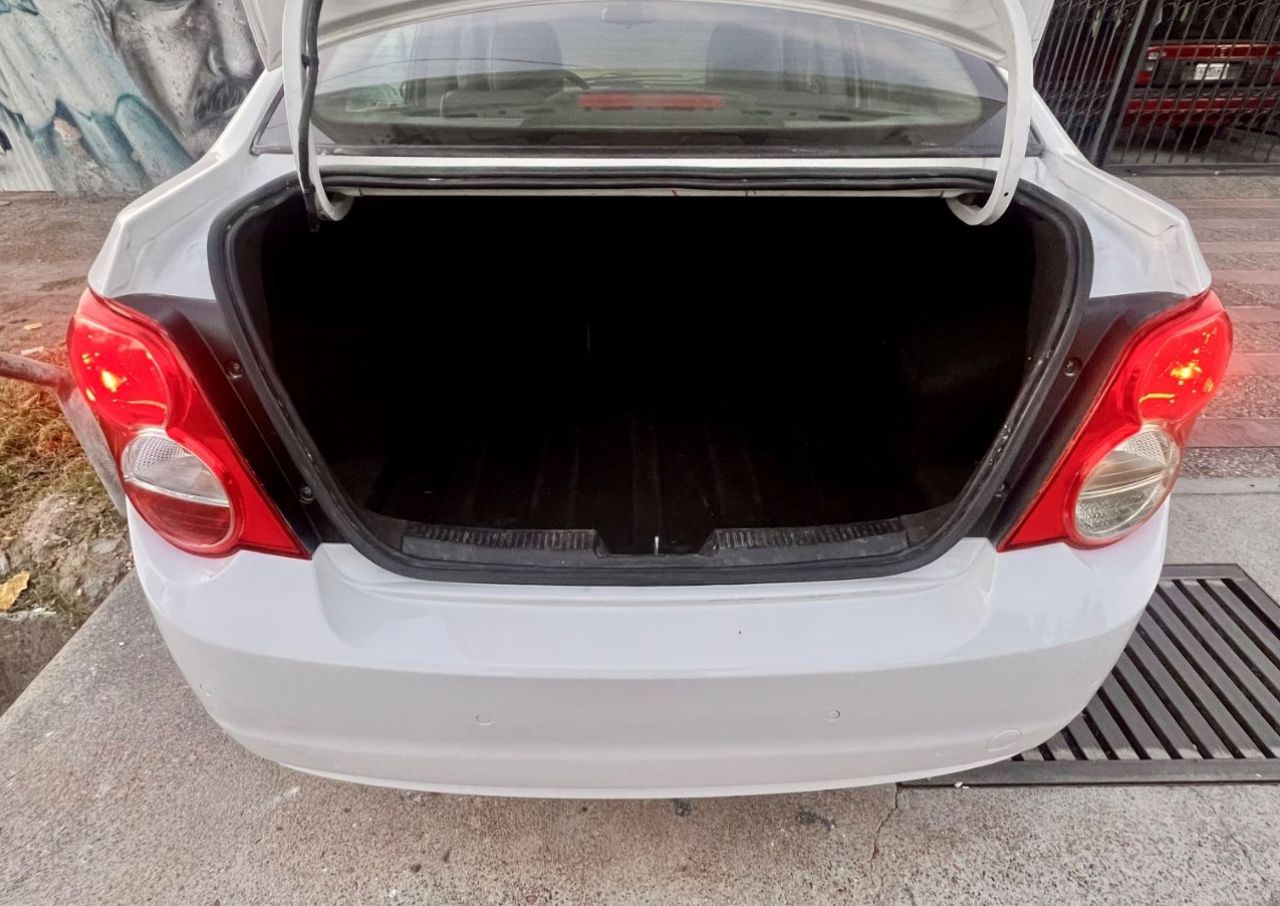 Chevrolet Sonic Usado en Mendoza, deRuedas
