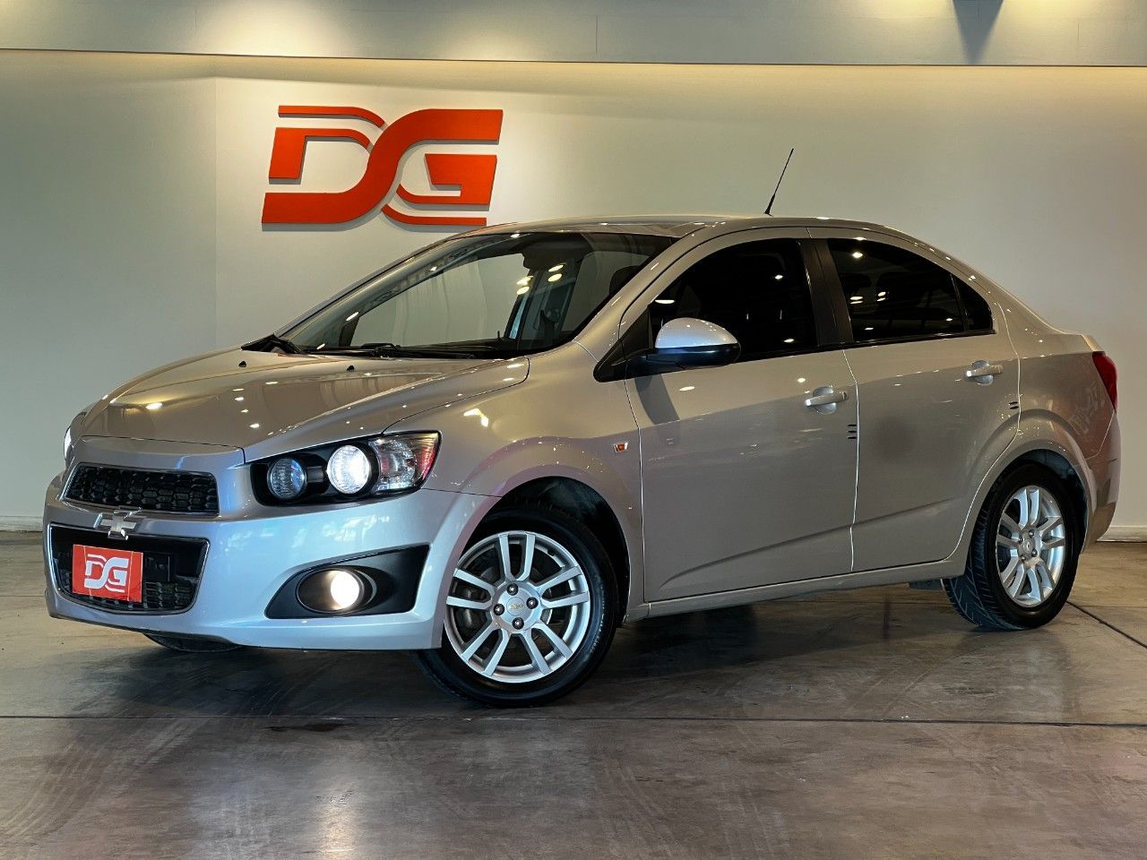 Chevrolet Sonic Usado Financiado en Córdoba, deRuedas