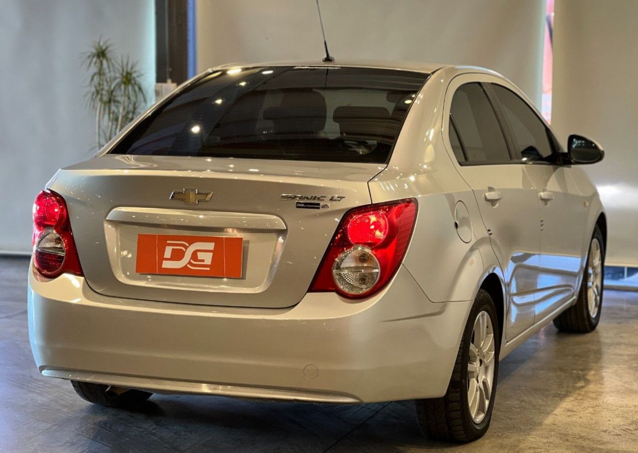 Chevrolet Sonic Usado Financiado en Córdoba, deRuedas