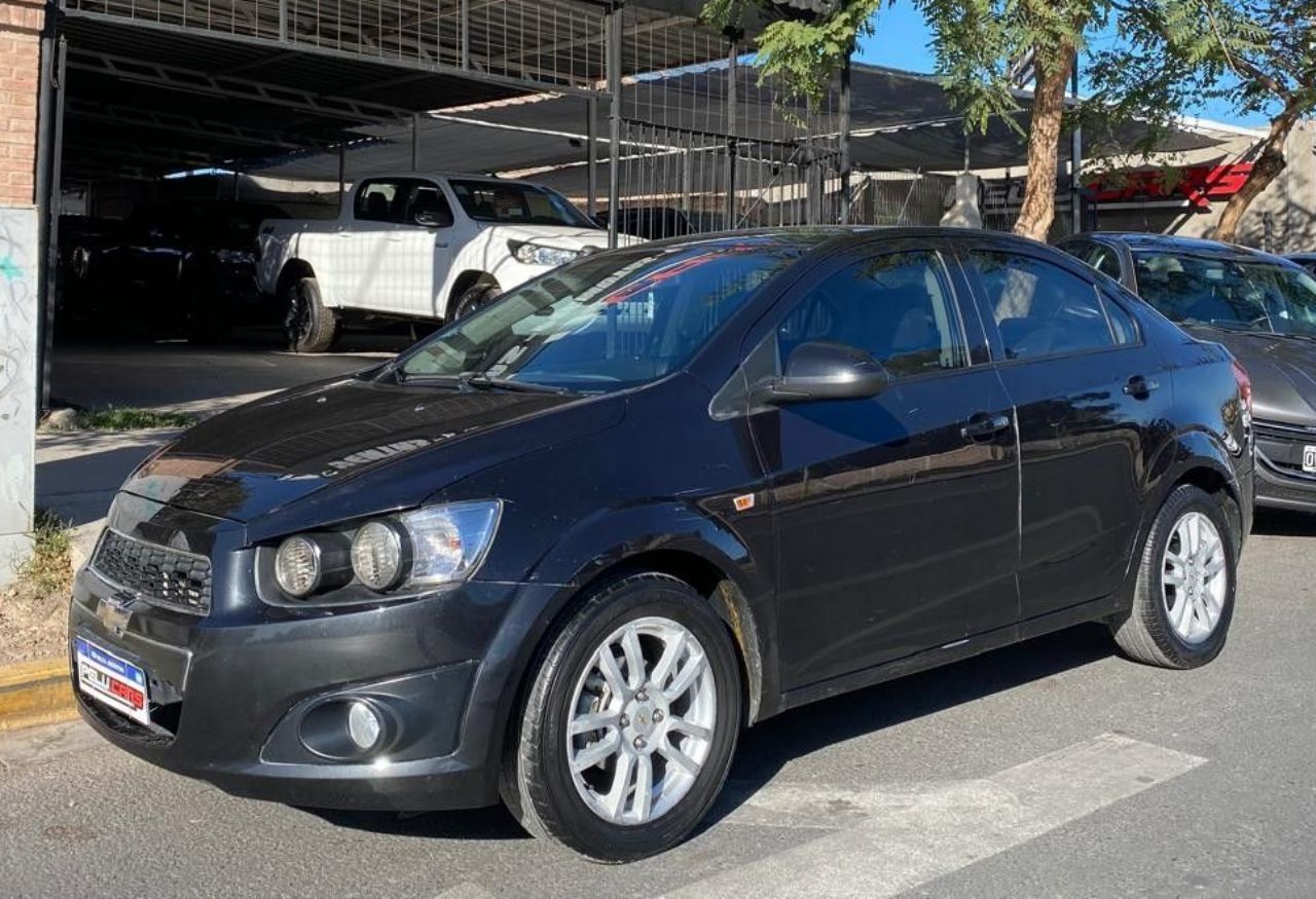 Chevrolet Sonic Usado Financiado en San Juan, deRuedas