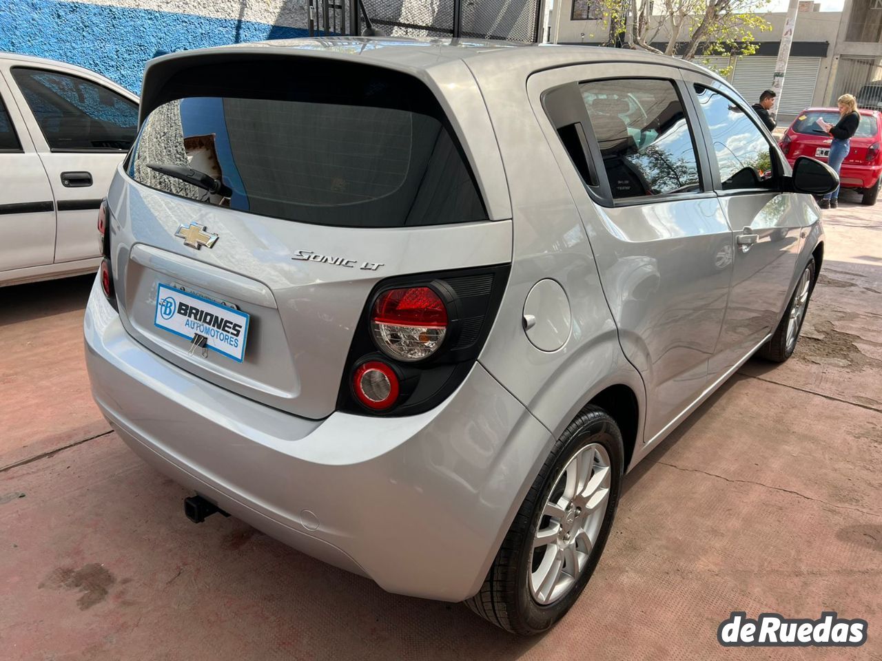 Chevrolet Sonic Usado Financiado en Mendoza, deRuedas