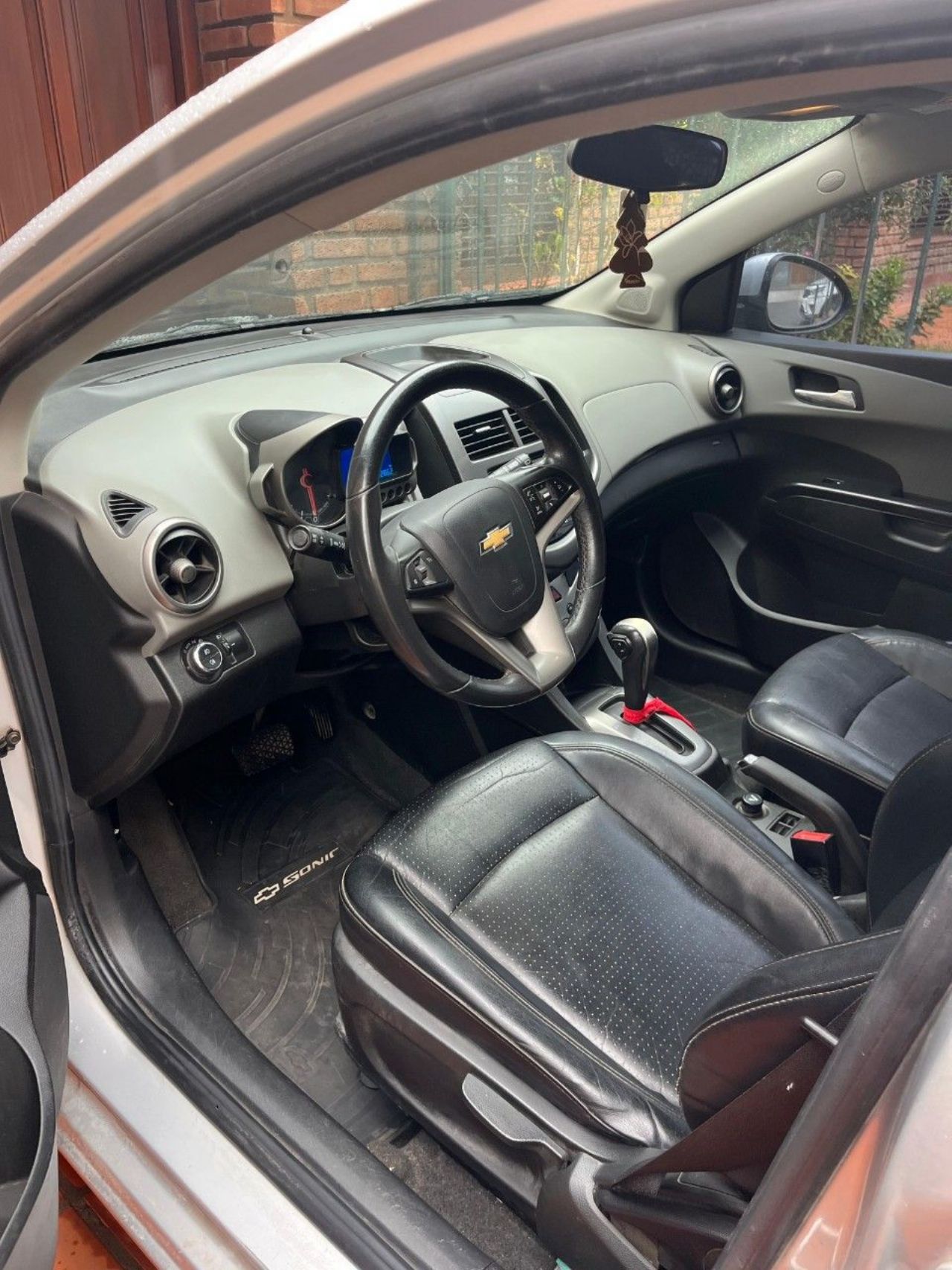Chevrolet Sonic Usado en Neuquén, deRuedas