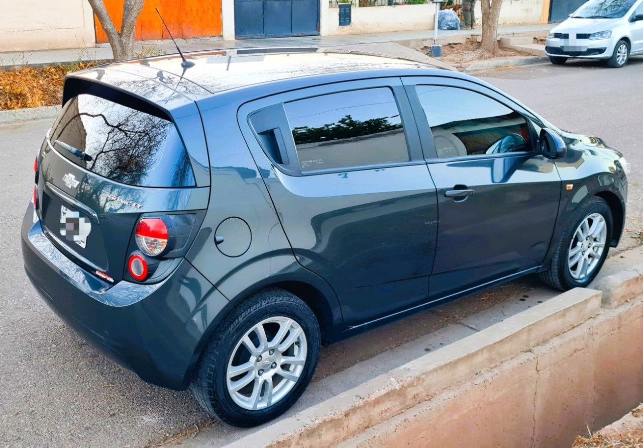 Chevrolet Sonic Usado en Mendoza, deRuedas