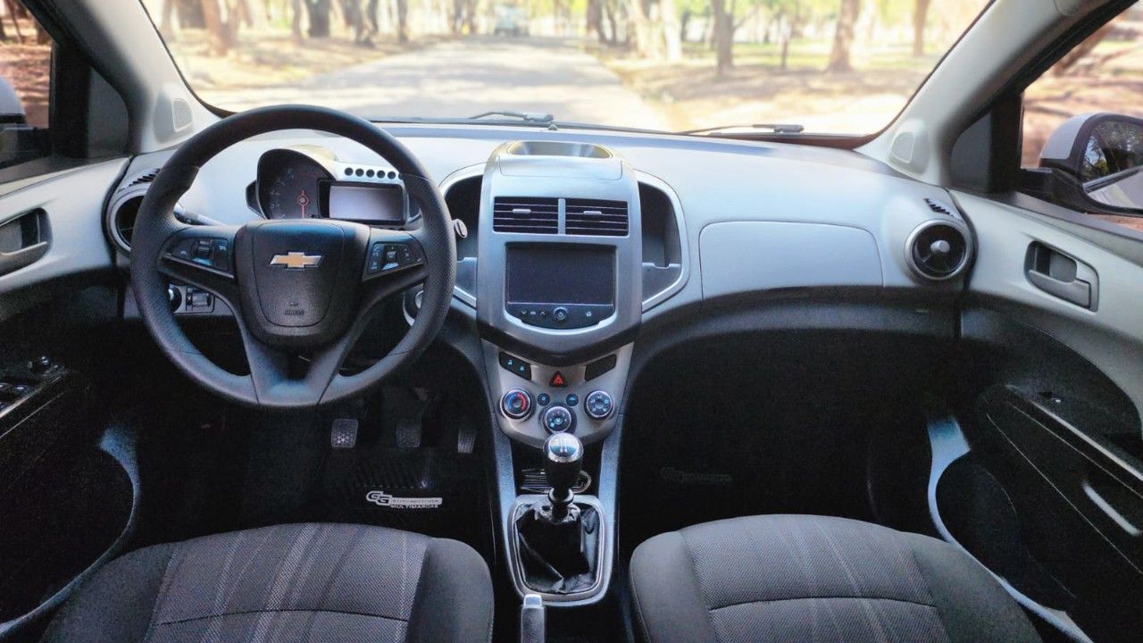 Chevrolet Sonic Usado Financiado en Mendoza, deRuedas
