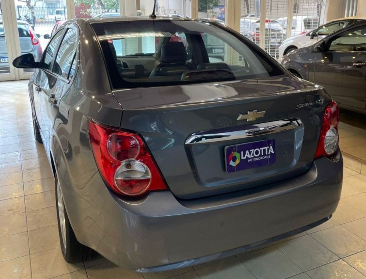 Chevrolet Sonic Usado Financiado en Córdoba, deRuedas