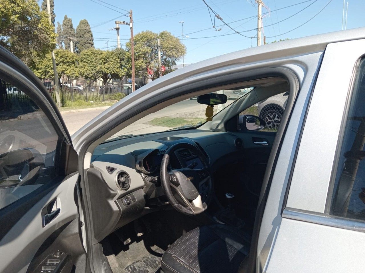 Chevrolet Sonic Usado Financiado en Córdoba, deRuedas
