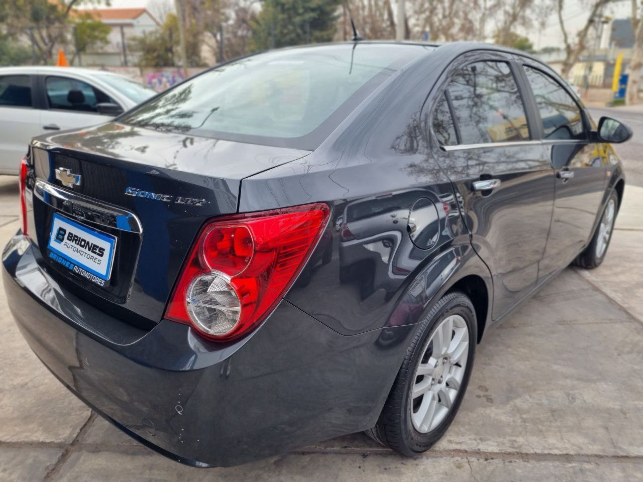 Chevrolet Sonic Usado en Mendoza, deRuedas