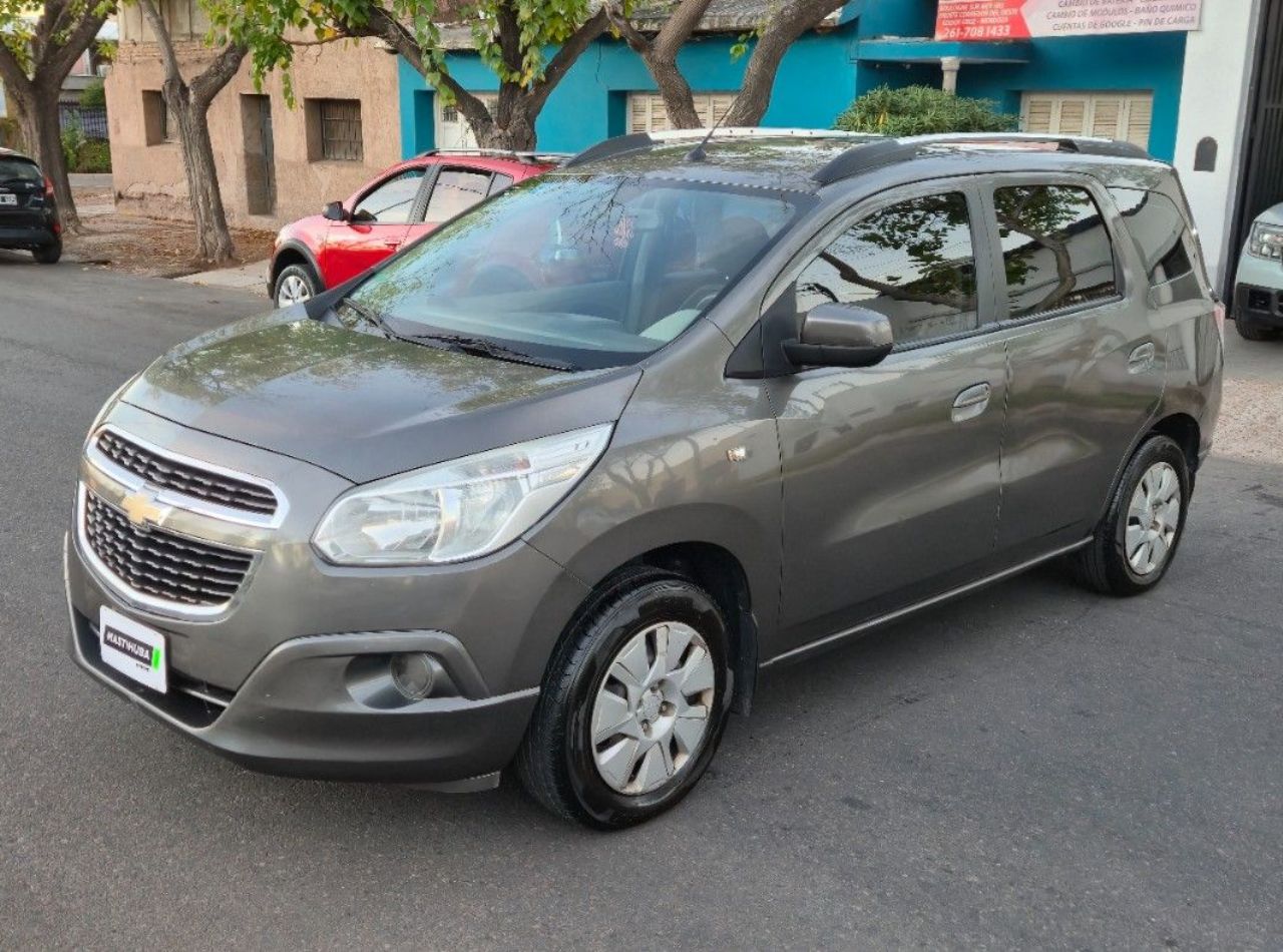 Chevrolet Spin Usado Financiado en Mendoza, deRuedas