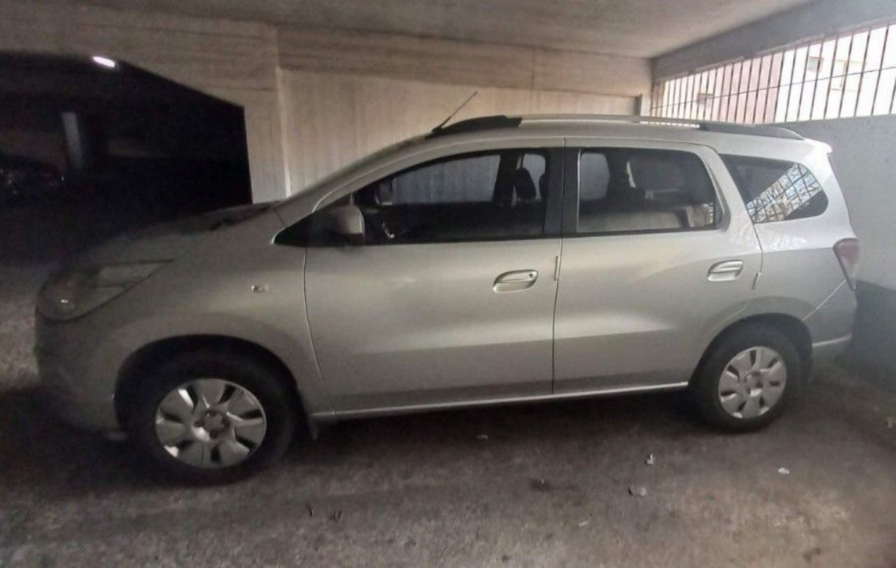 Chevrolet Spin Usado en Mendoza, deRuedas