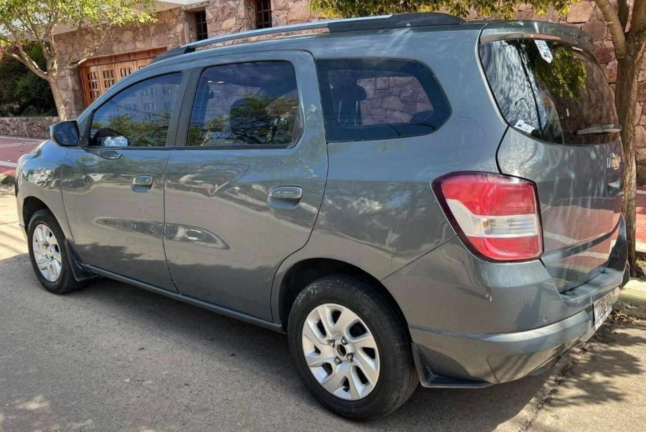 Chevrolet Spin Usado Financiado en Córdoba, deRuedas