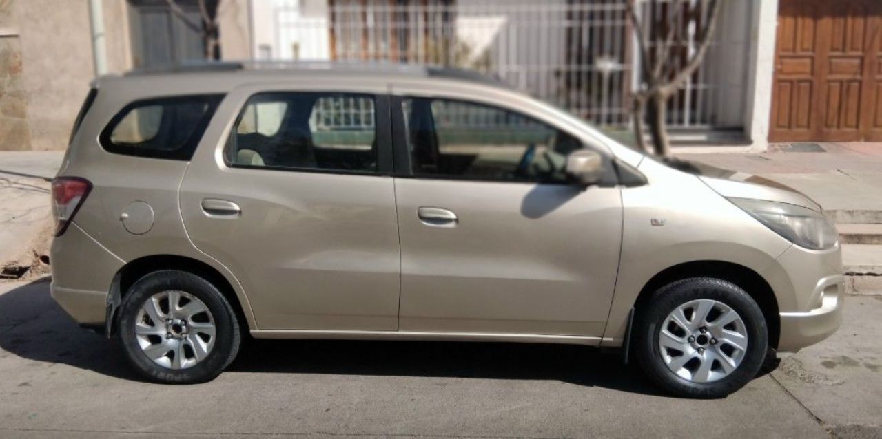 Chevrolet Spin Usado en Mendoza, deRuedas