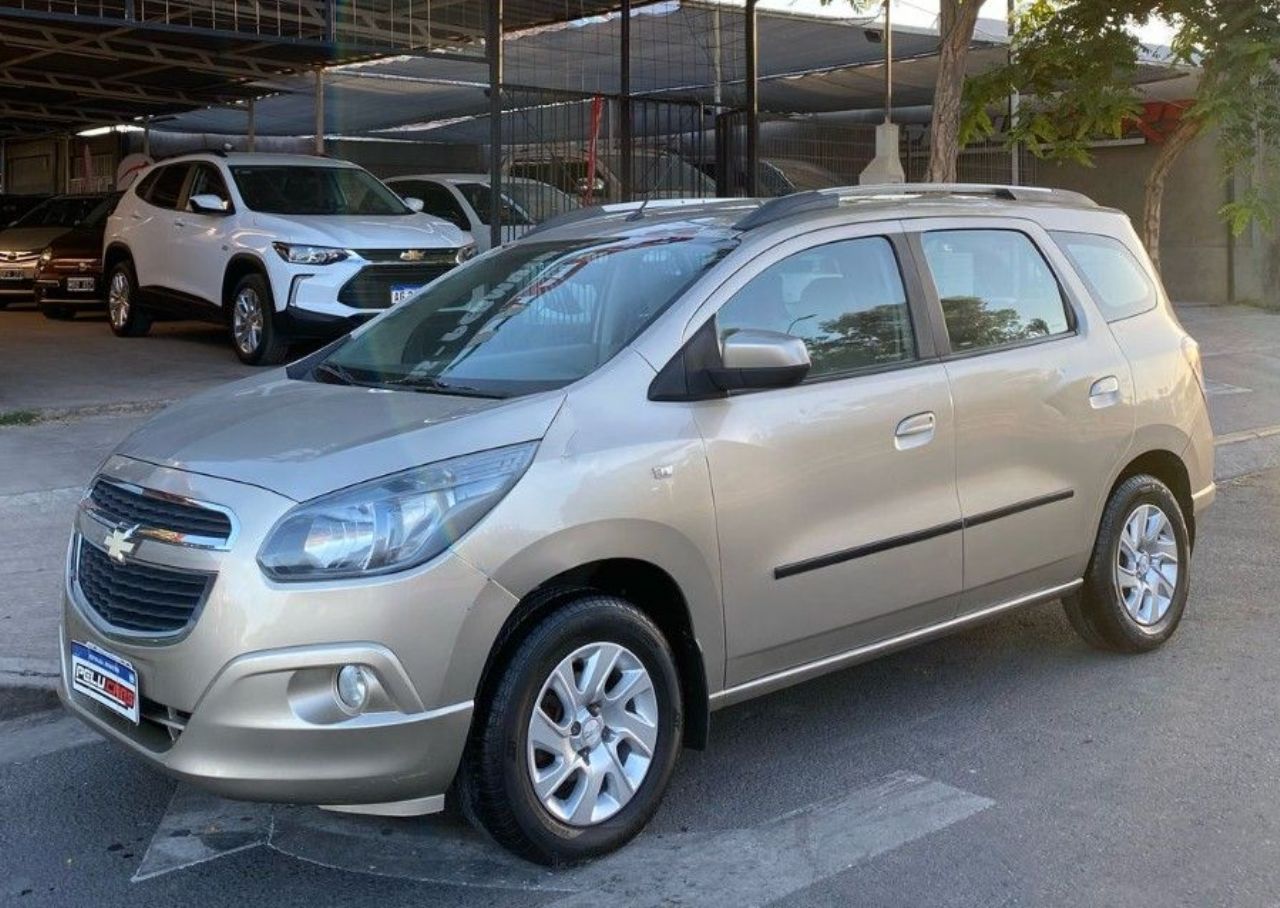 Chevrolet Spin Usado Financiado en San Juan, deRuedas