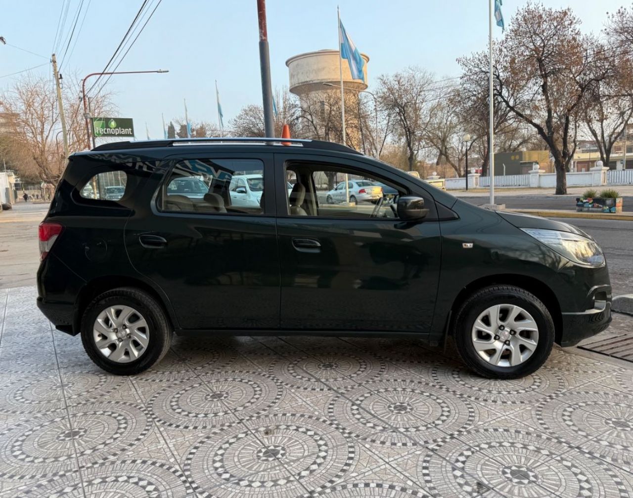 Chevrolet Spin Usado Financiado en Mendoza, deRuedas
