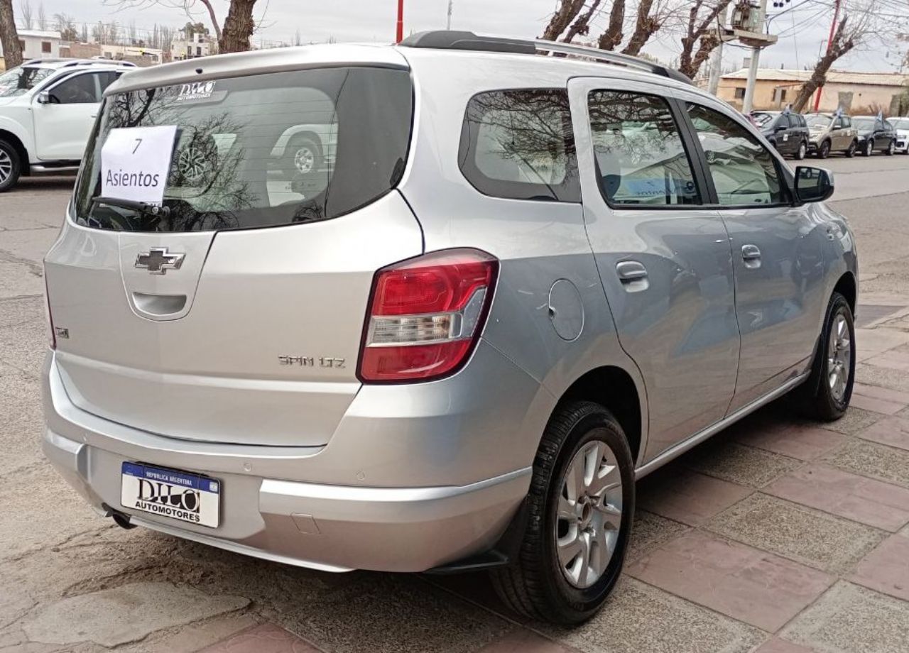 Chevrolet Spin Usado Financiado en Mendoza, deRuedas