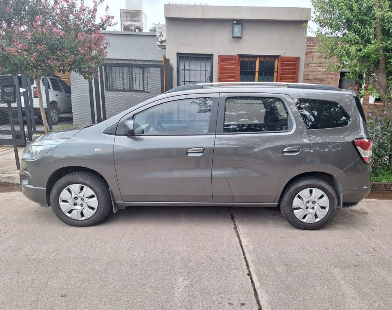 Chevrolet Spin Usado en Córdoba, deRuedas