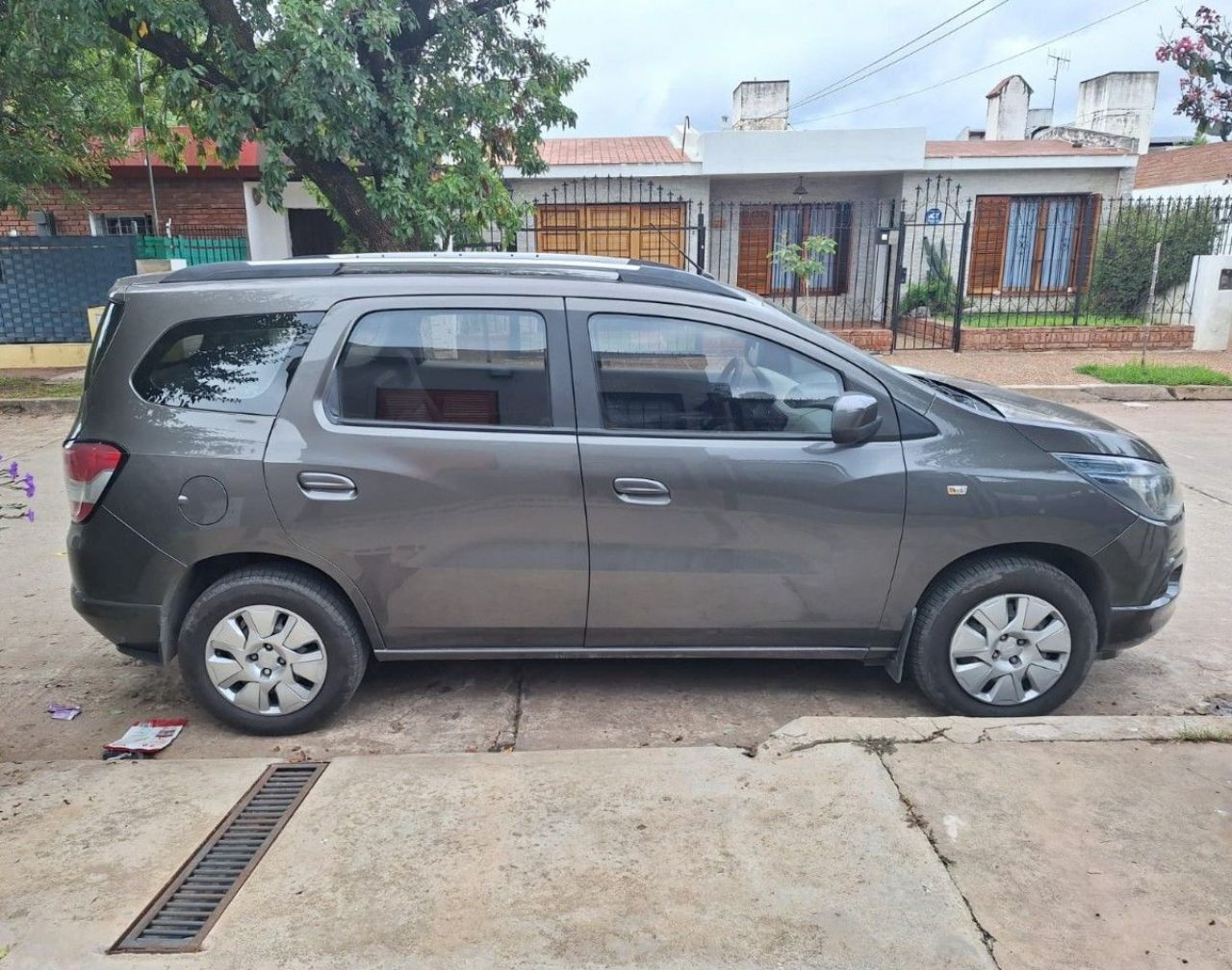 Chevrolet Spin Usado en Córdoba, deRuedas