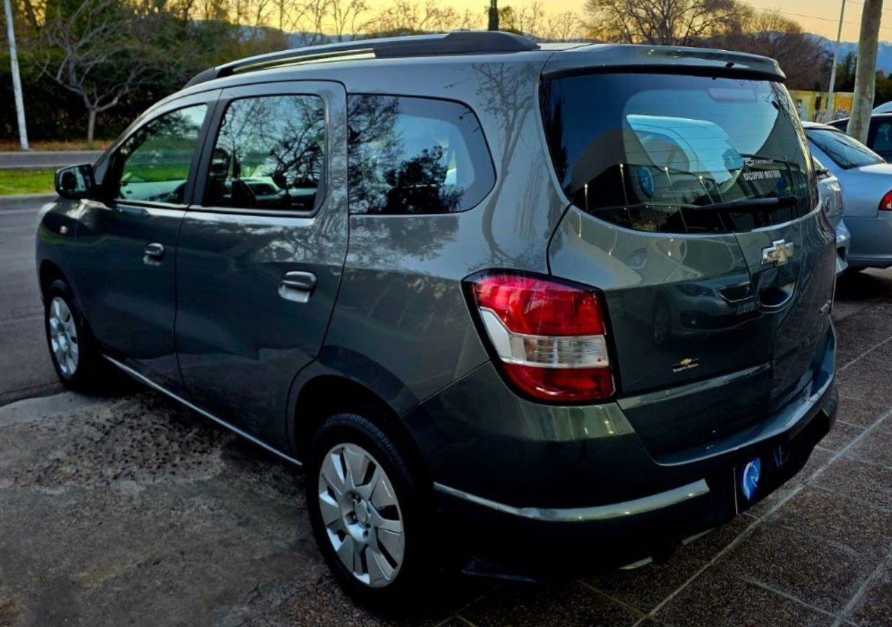 Chevrolet Spin Usado Financiado en Mendoza, deRuedas