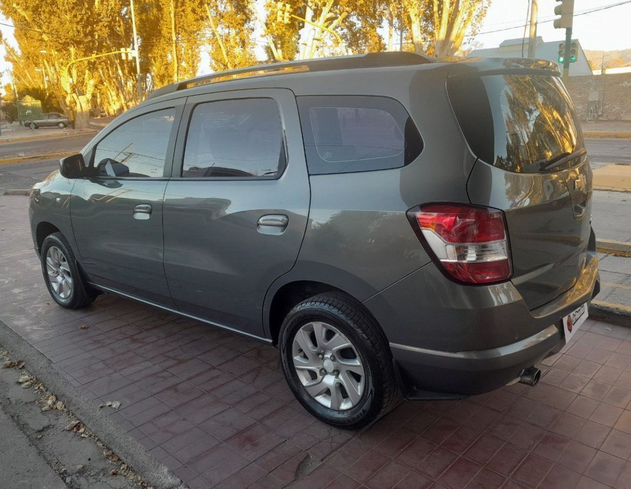 Chevrolet Spin Usado Financiado en Mendoza, deRuedas