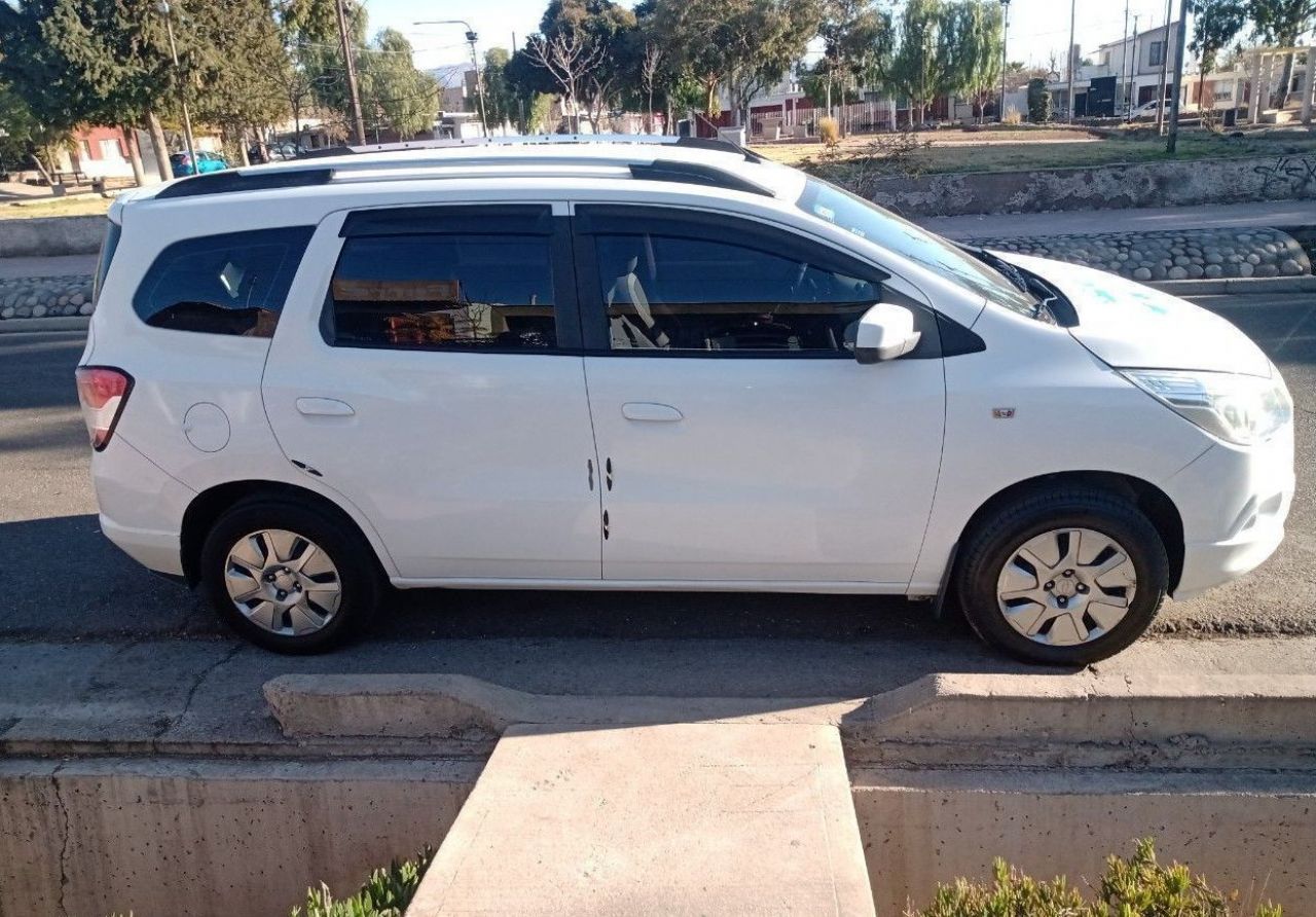 Chevrolet Spin Usado en Mendoza, deRuedas