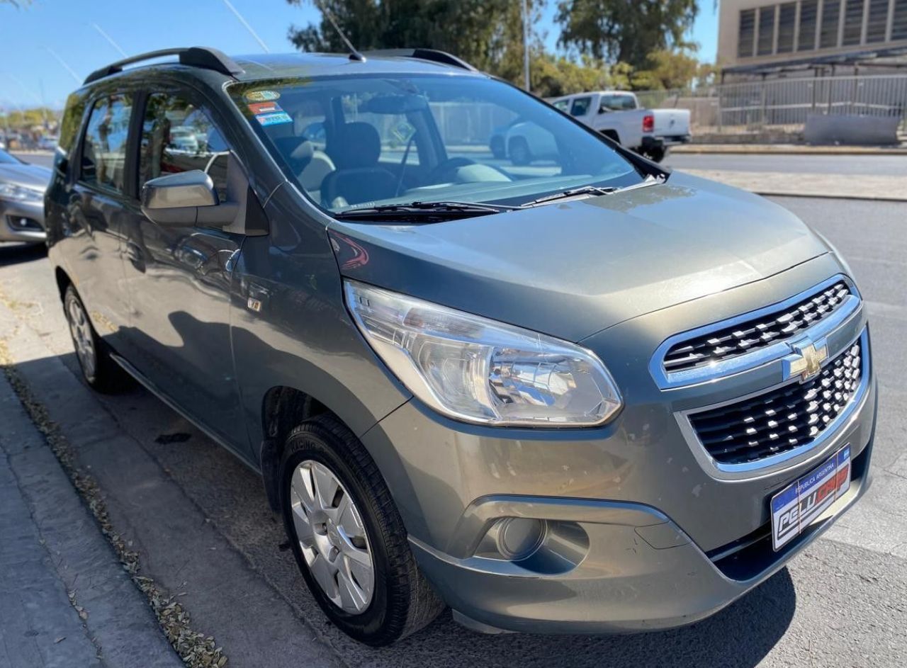 Chevrolet Spin Usado Financiado en San Juan, deRuedas