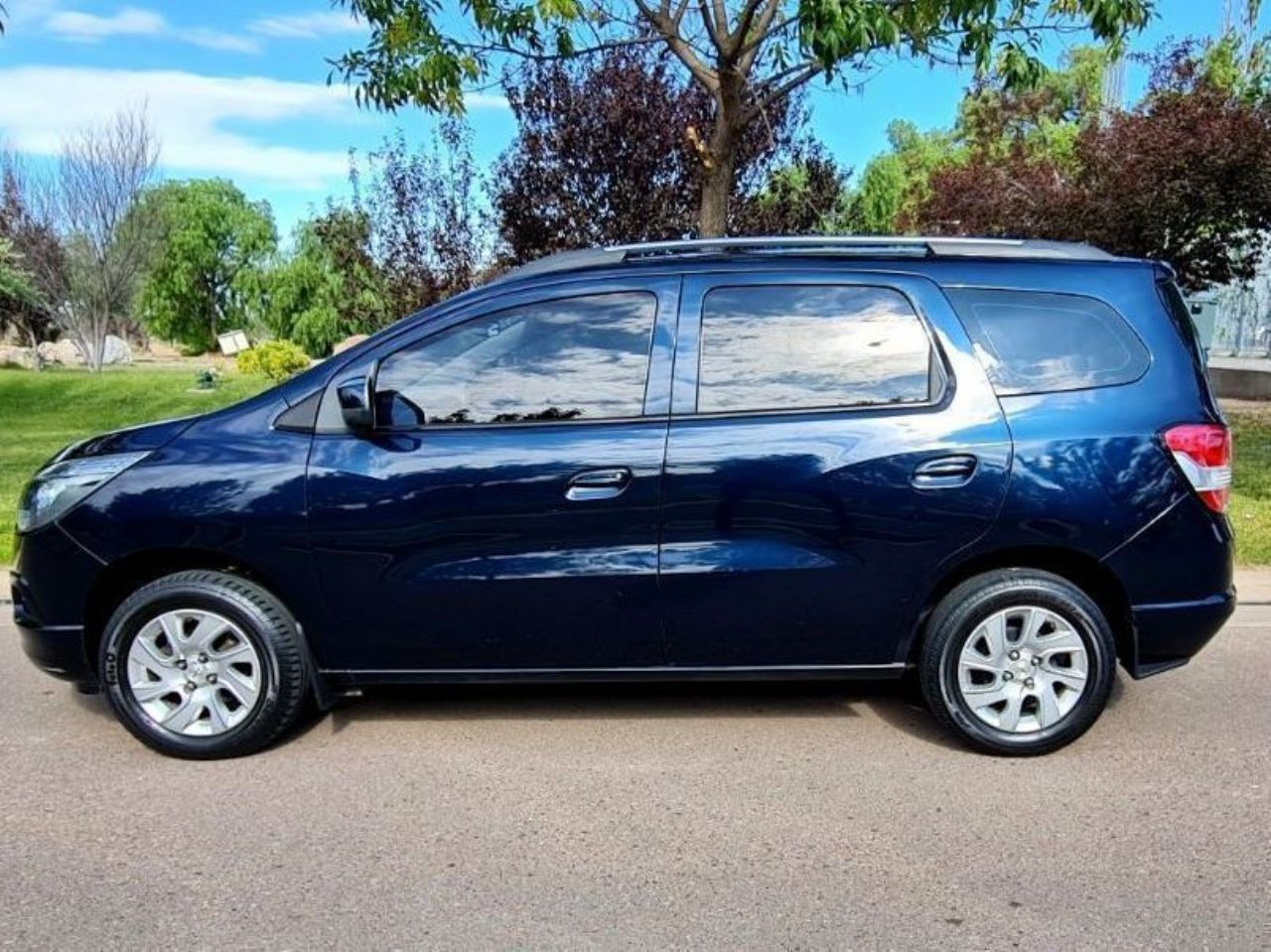 Chevrolet Spin Usado en Mendoza, deRuedas