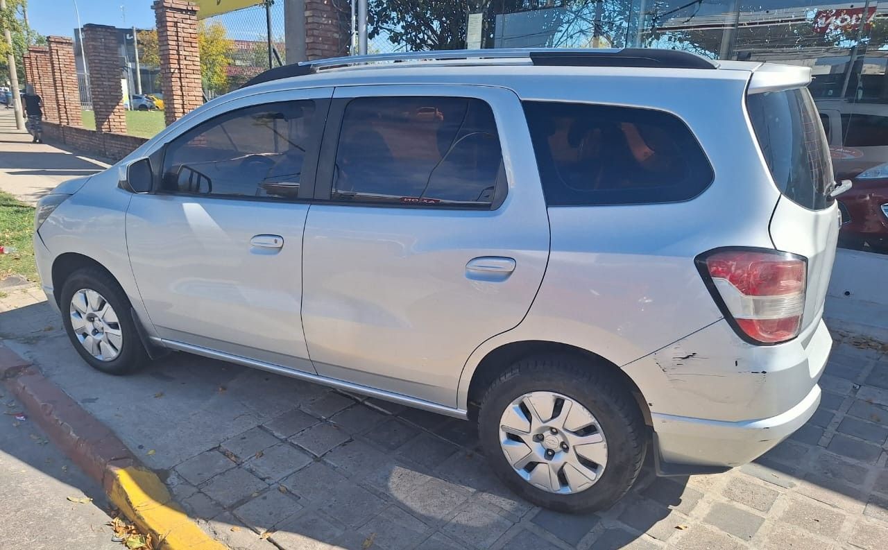 Chevrolet Spin Usado Financiado en Córdoba, deRuedas