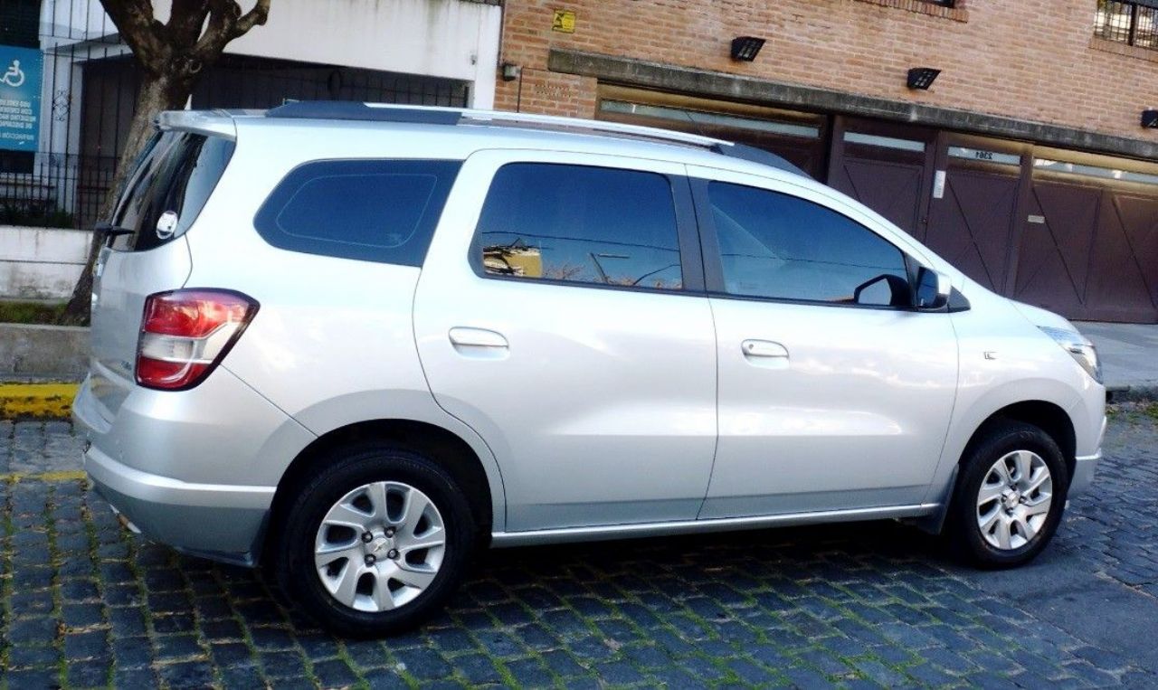 Chevrolet Spin Usado en Buenos Aires, deRuedas