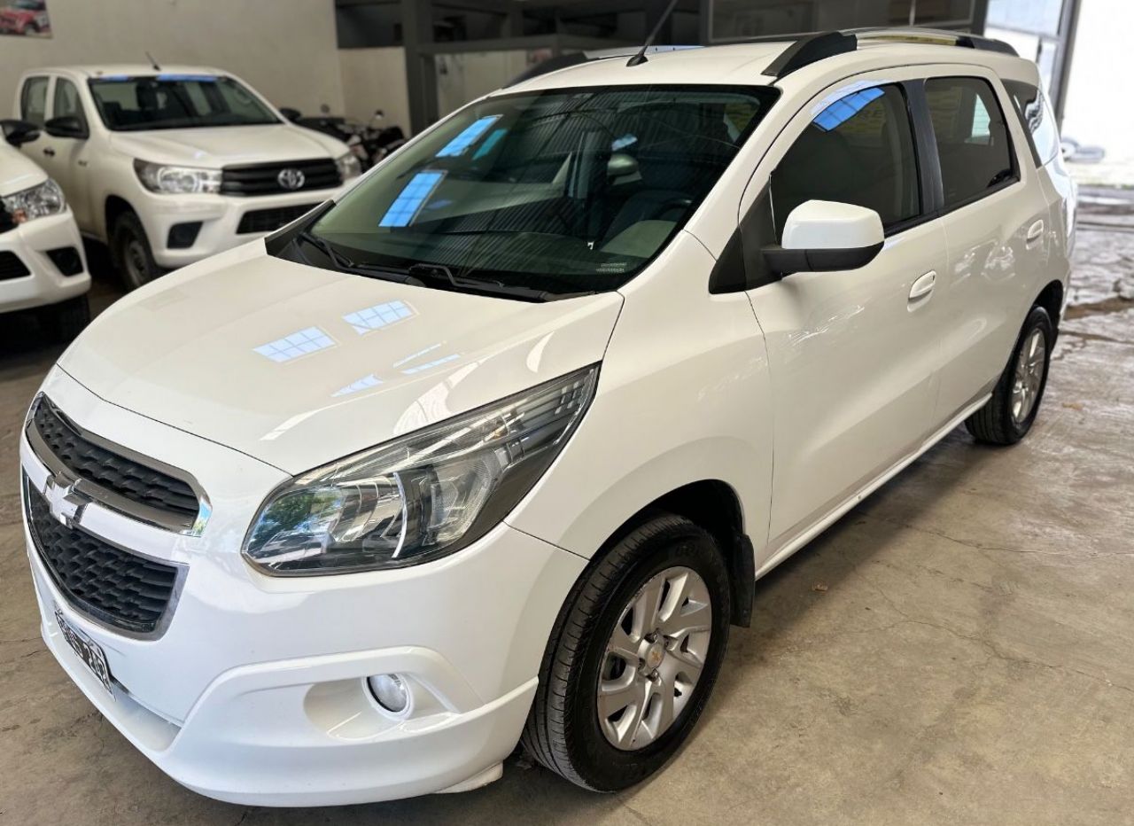 Chevrolet Spin Usado Financiado en Mendoza, deRuedas