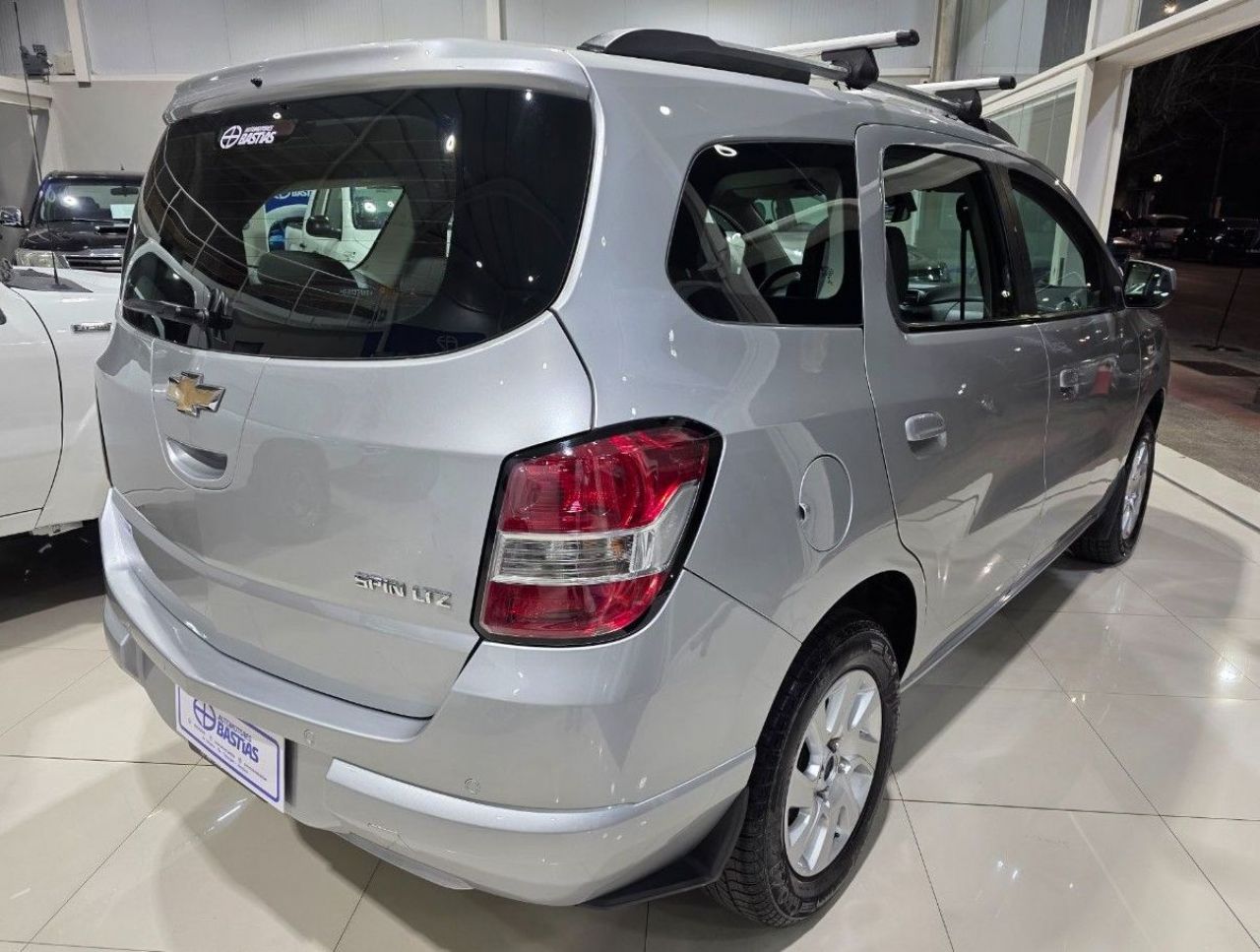 Chevrolet Spin Usado Financiado en Mendoza, deRuedas