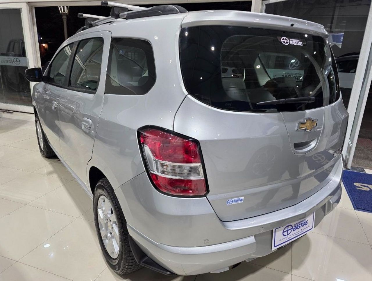 Chevrolet Spin Usado Financiado en Mendoza, deRuedas