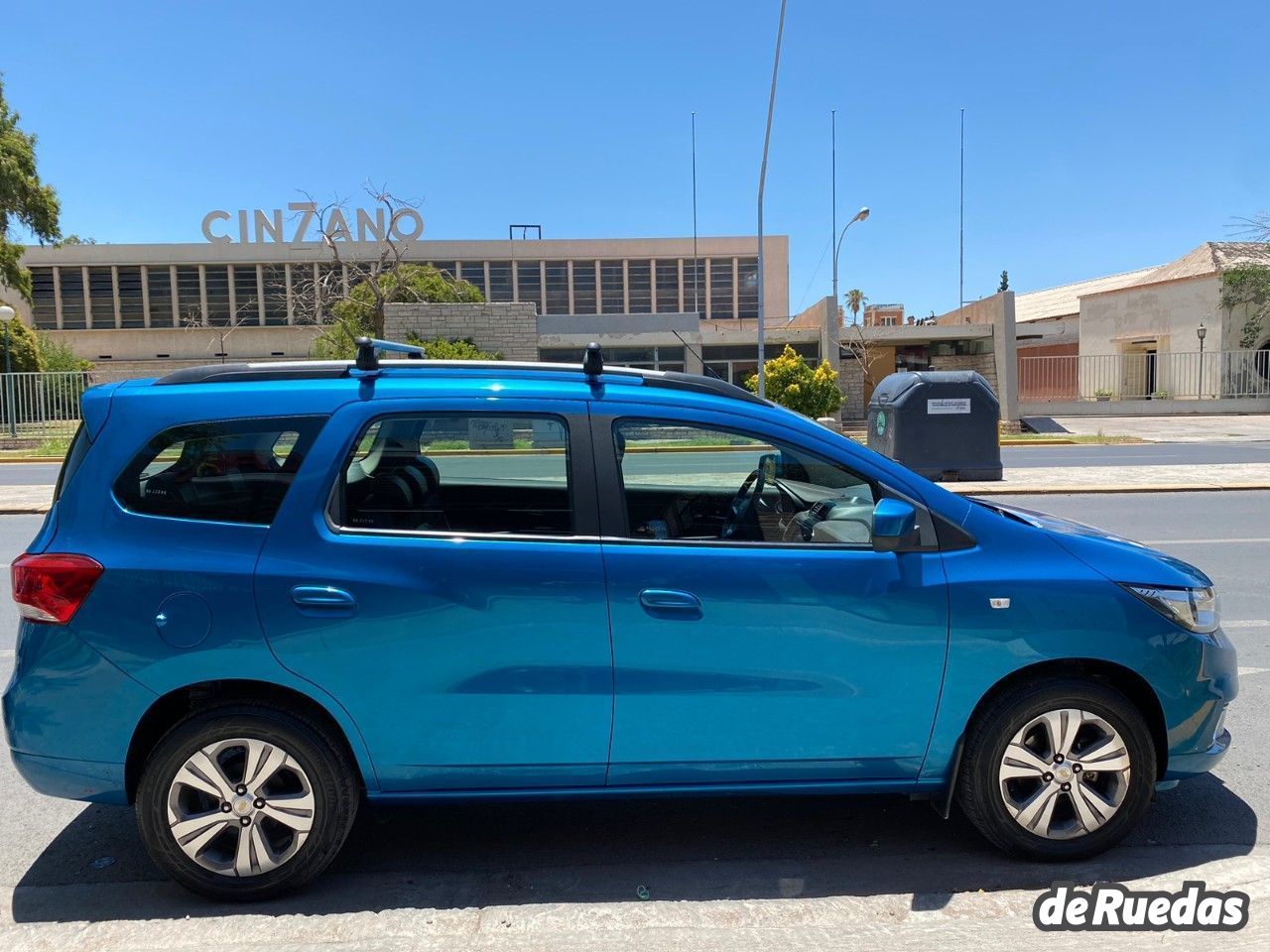 Chevrolet Spin Usado en San Juan, deRuedas