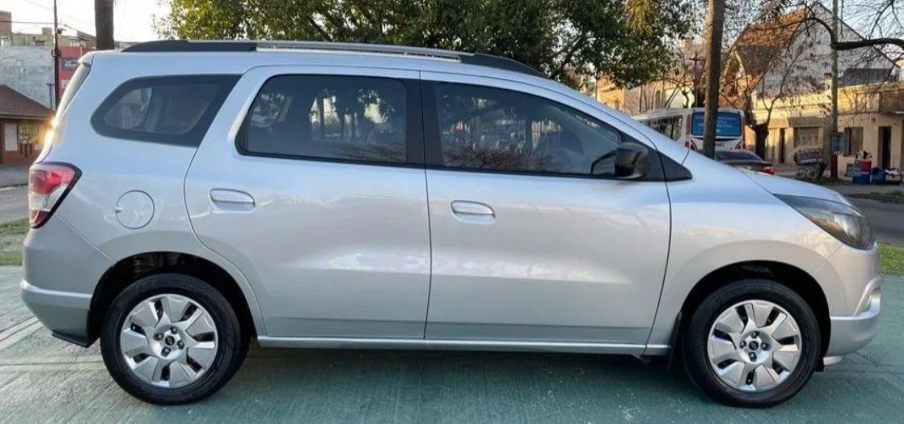 Chevrolet Spin Usado en Buenos Aires, deRuedas