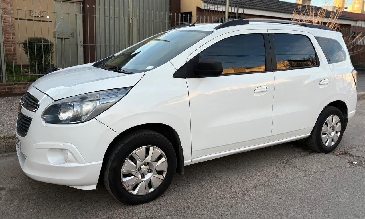 Chevrolet Spin Usado Financiado en Córdoba, deRuedas